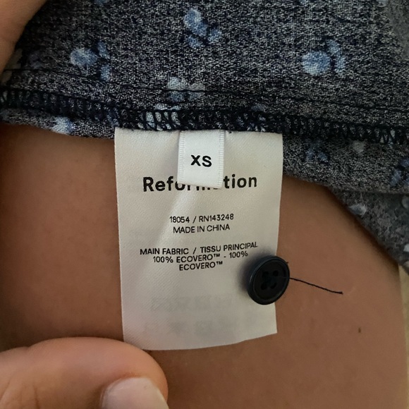 Reformation floral dress - Picture 3 of 3